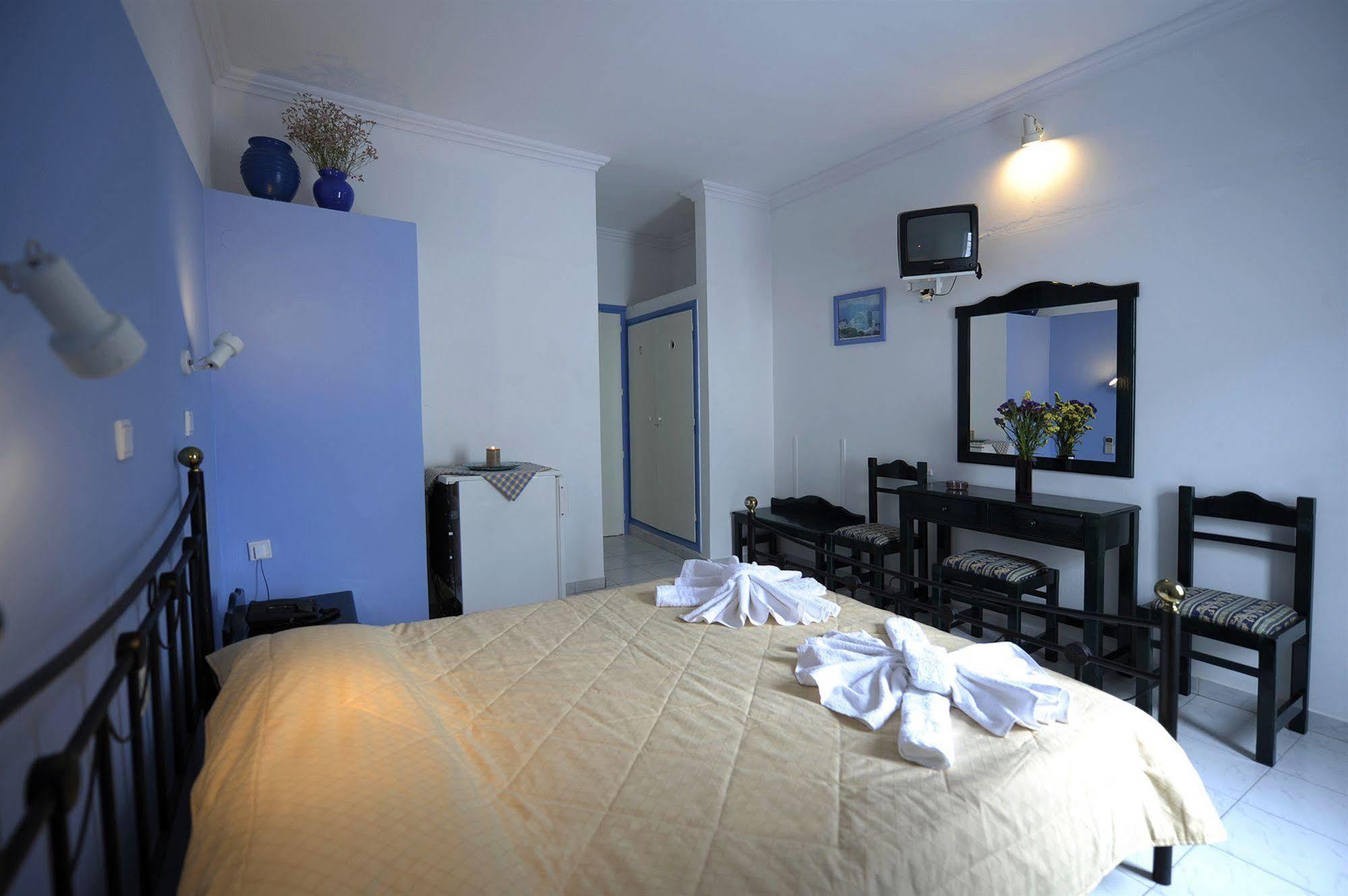 Corali Hotel Adamantas  Exterior photo