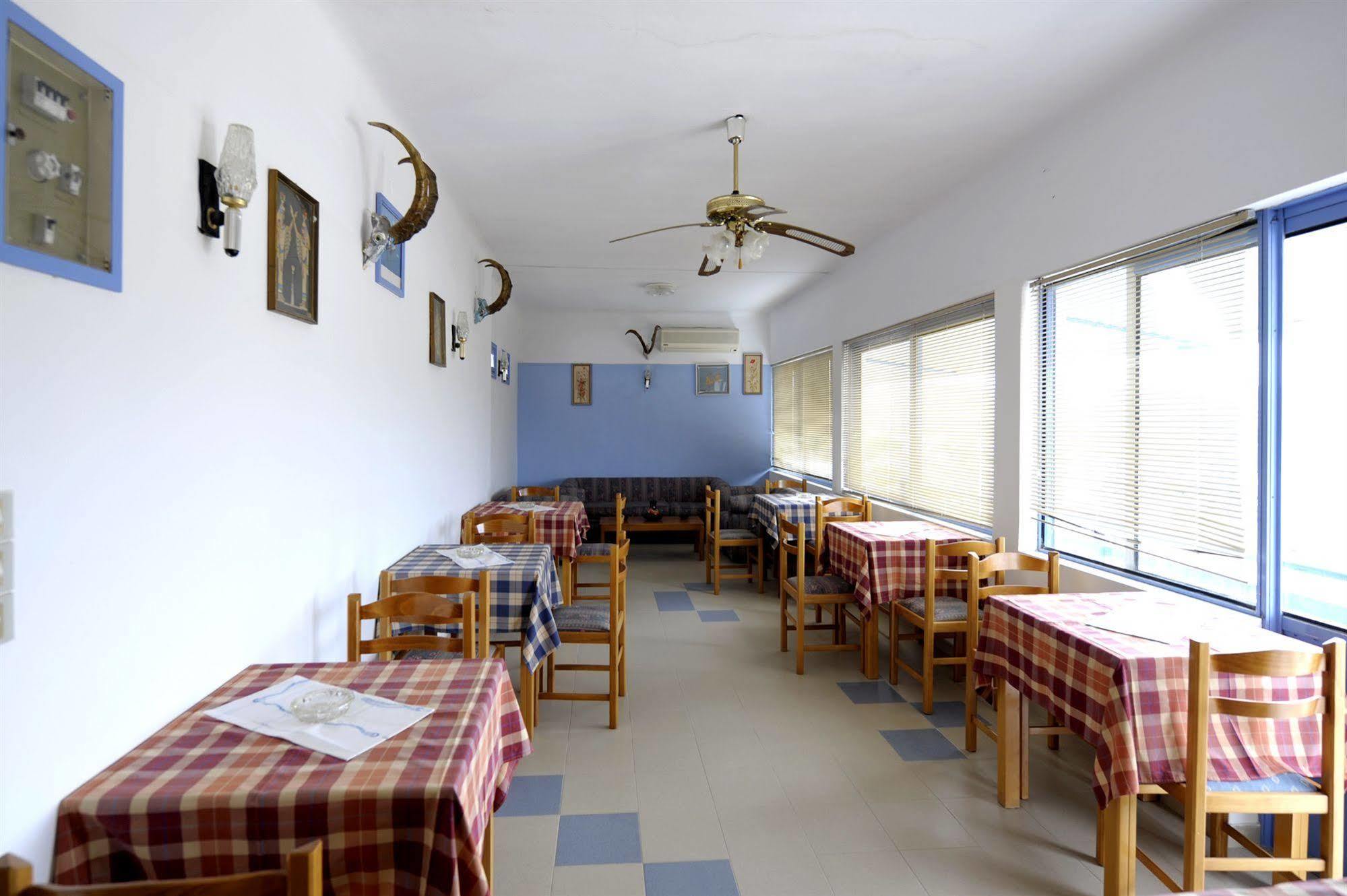 Corali Hotel Adamantas  Exterior photo